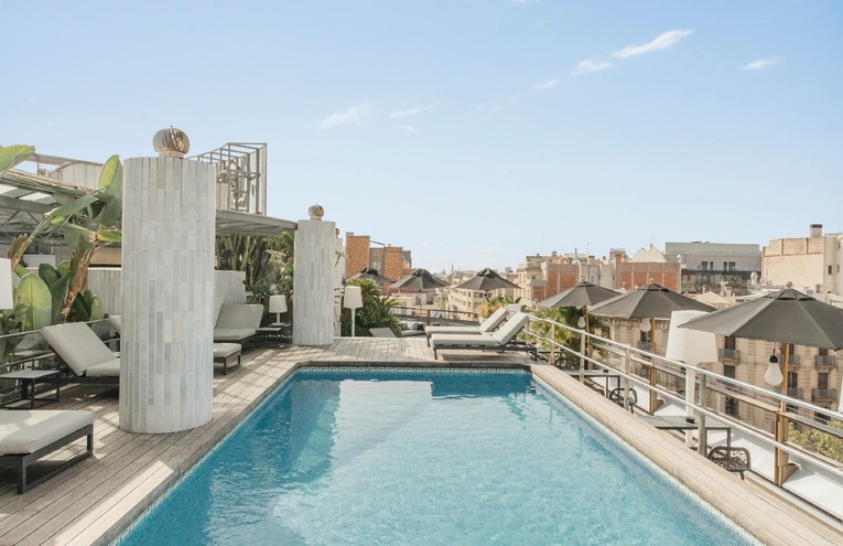 Swimming pools - 1