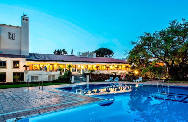 Swimming pools - 2