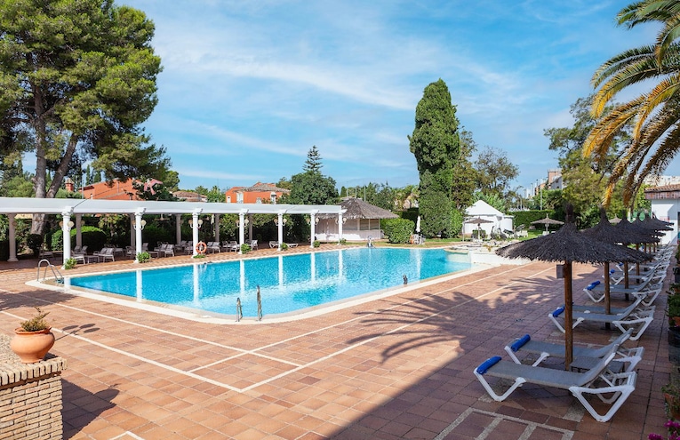 Swimming pools - 2