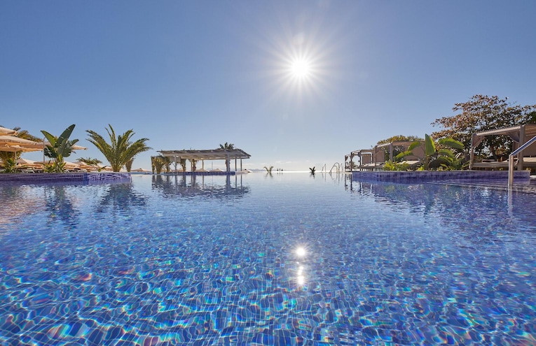 Swimming pools - 4