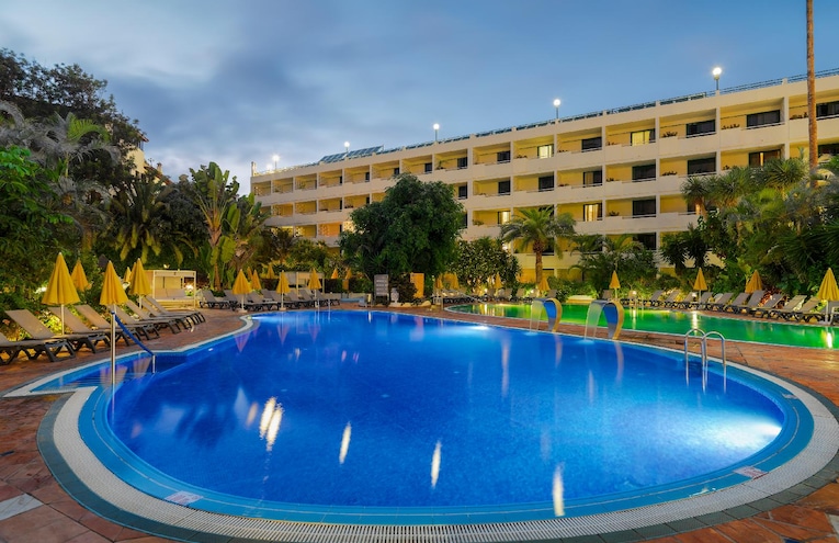 Swimming pools - 4
