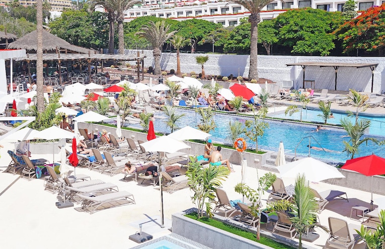Swimming pools - 2
