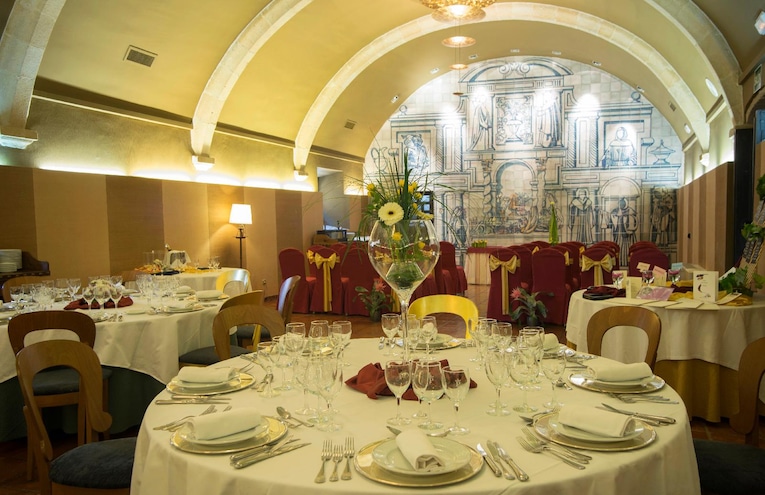 Restaurants - 1