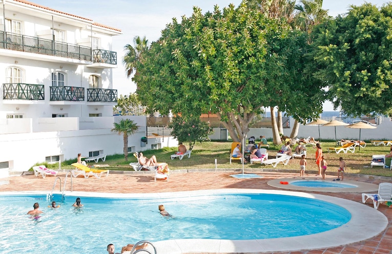Swimming pools - 3