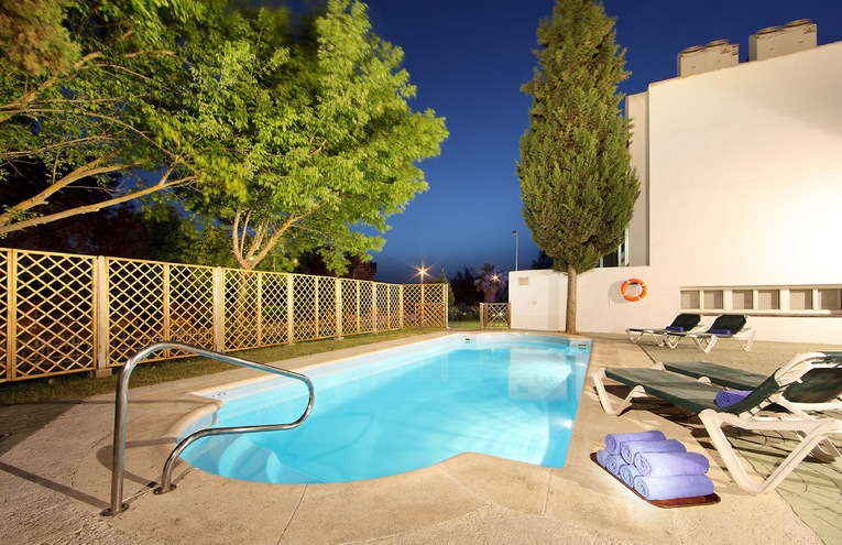 Swimming pools - 1