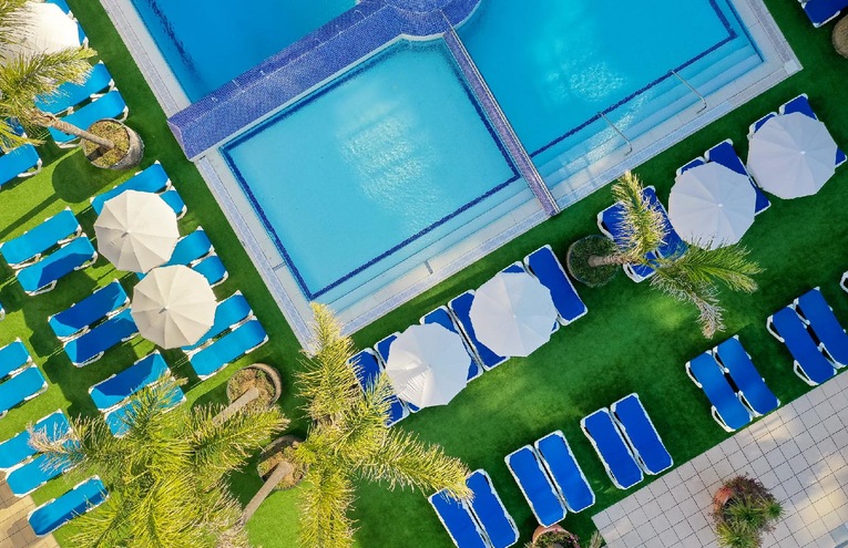 Swimming pools - 2