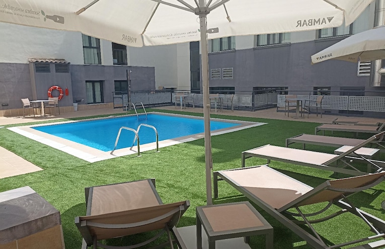 Swimming pools - 1