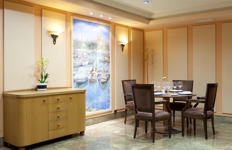 Restaurants - 1