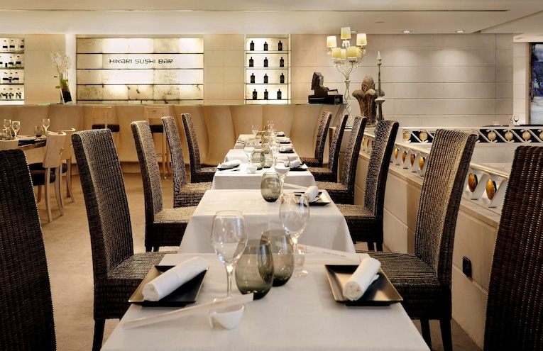 Restaurants - 11