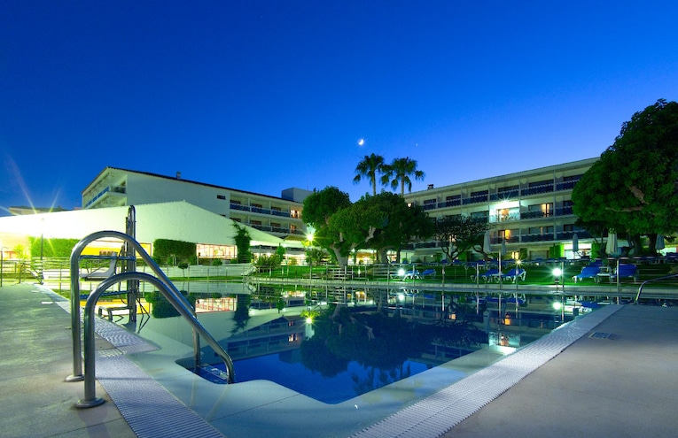 Swimming pools - 2