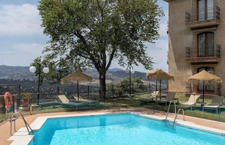 Swimming pools - 2