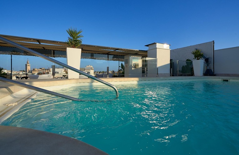 Swimming pools - 1