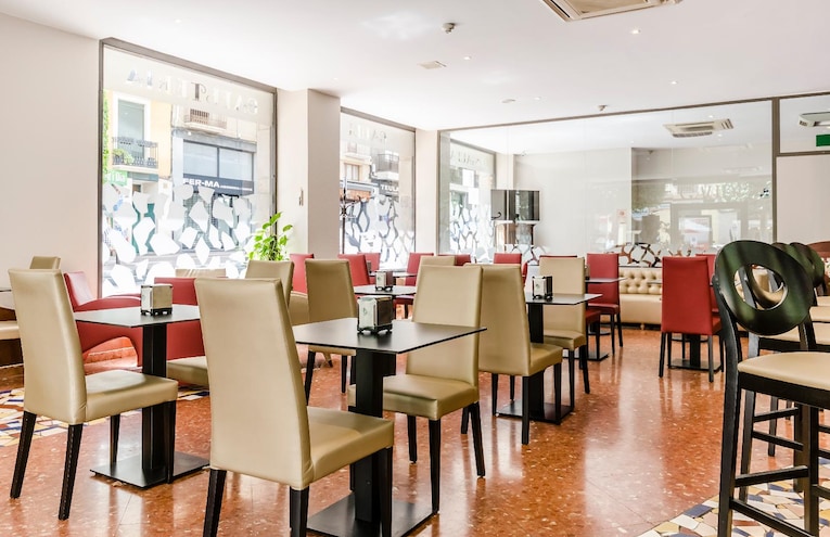 Restaurants - 8