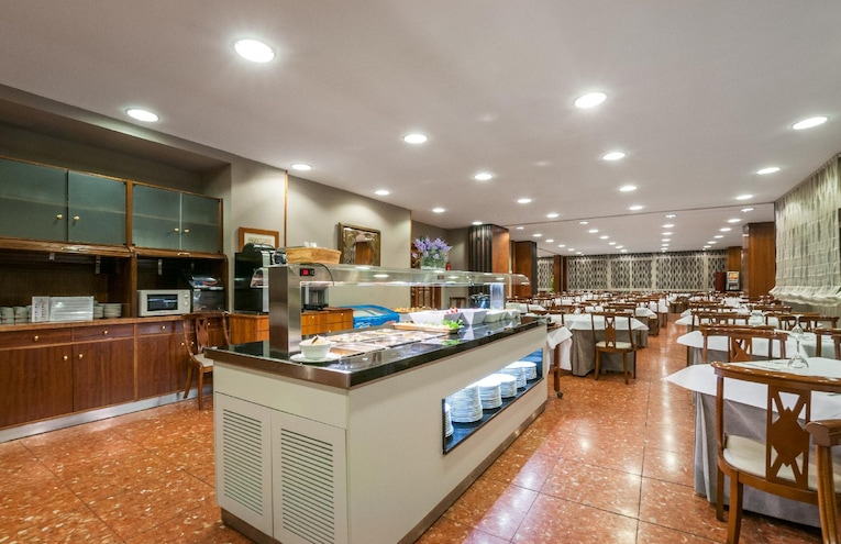 Restaurants - 15