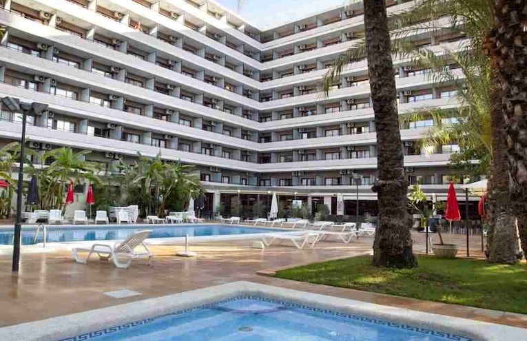 Swimming pools - 2