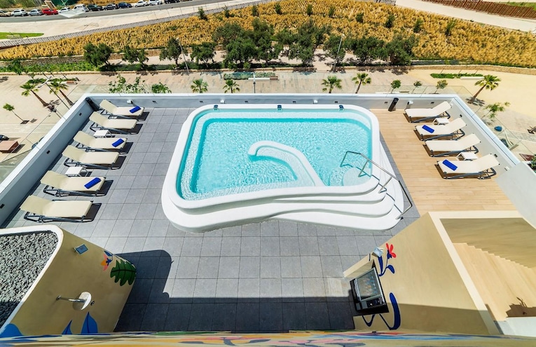 Swimming pools - 3