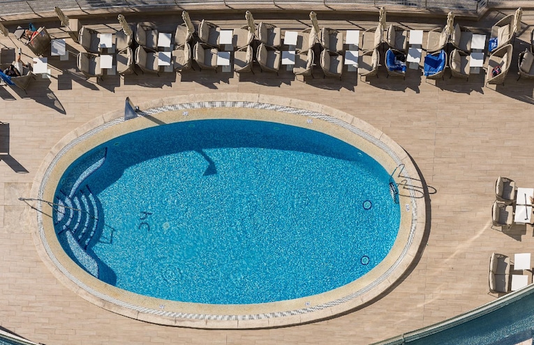 Swimming pools - 2