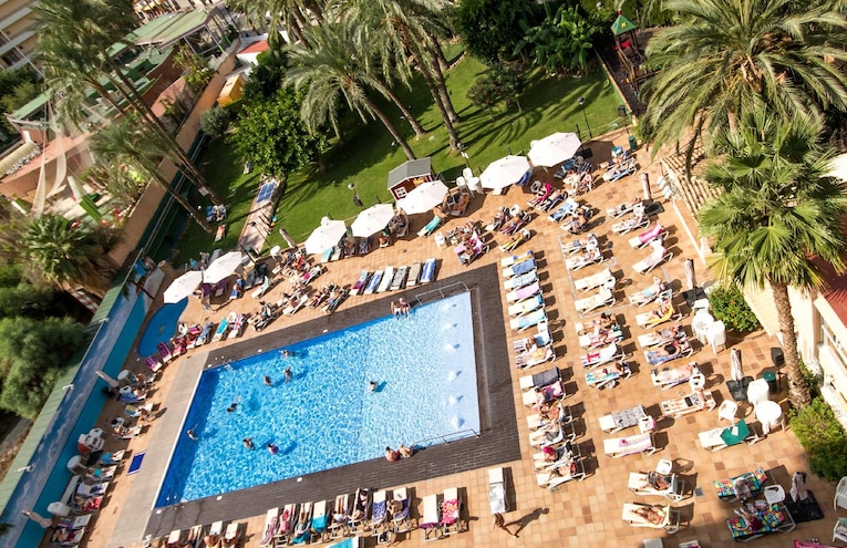 Swimming pools - 1