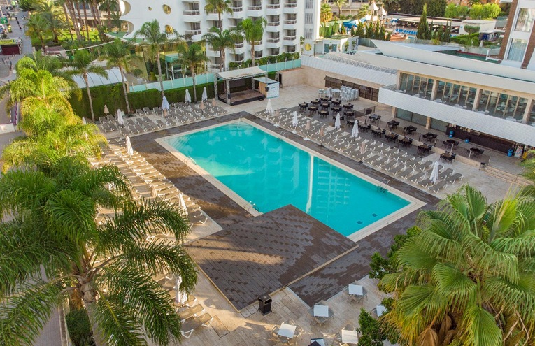 Swimming pools - 2