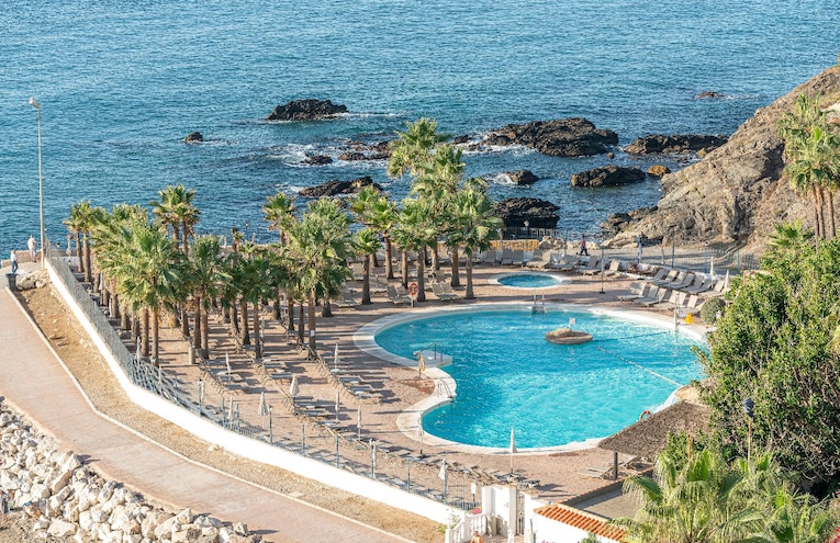 Swimming pools - 4