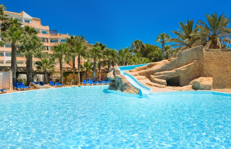 Swimming pools - 1