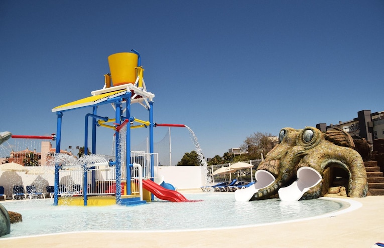 Swimming pools - 1