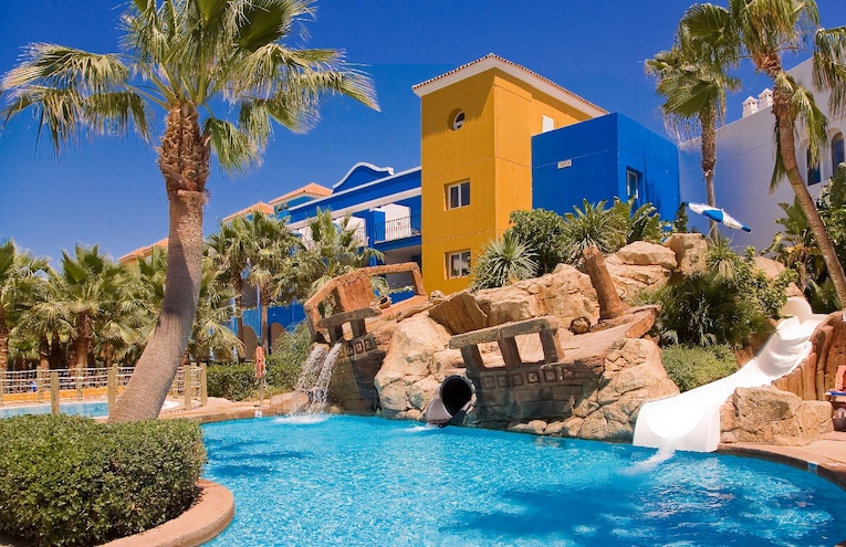 Swimming pools - 3