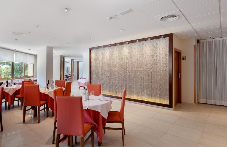 Restaurants - 5