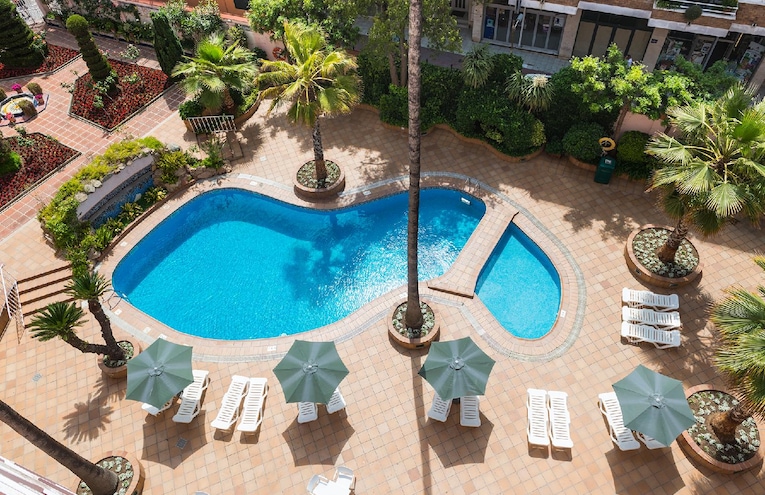 Swimming pools - 2