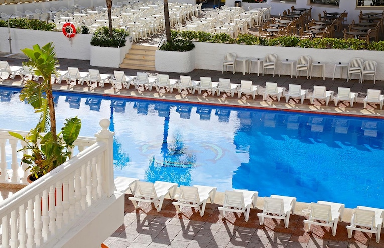 Swimming pools - 3