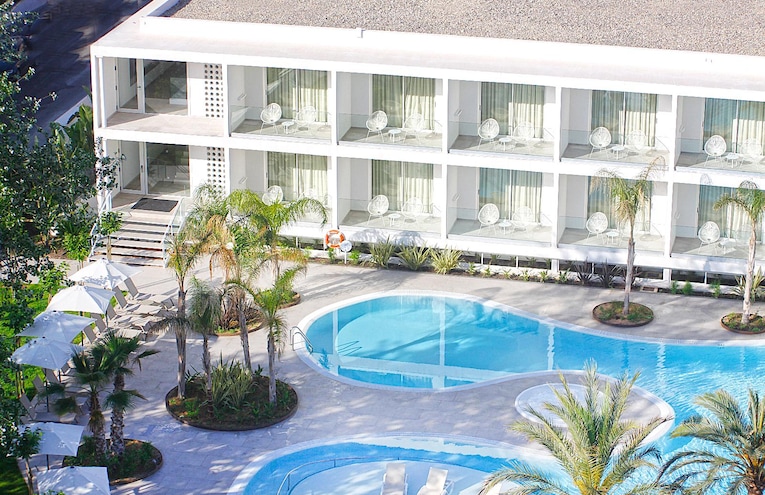 Swimming pools - 8
