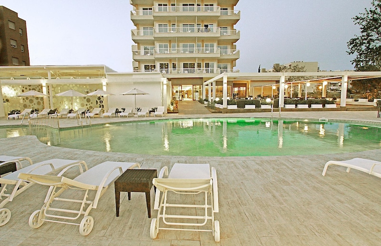 Swimming pools - 11