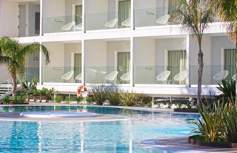 Swimming pools - 7