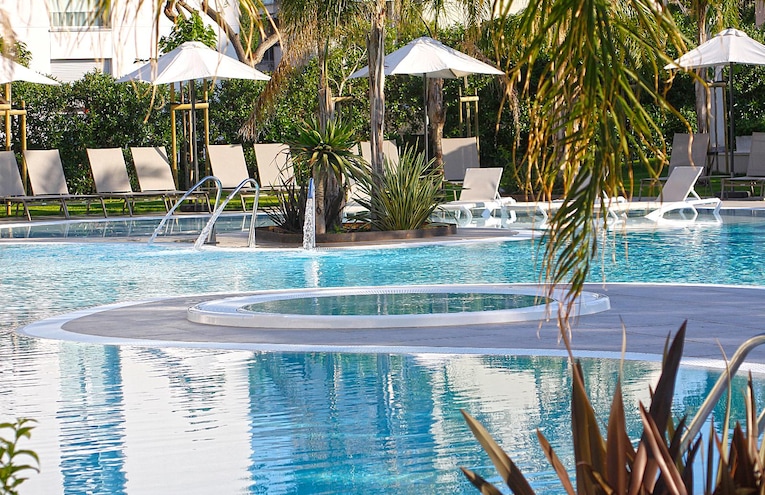 Swimming pools - 10