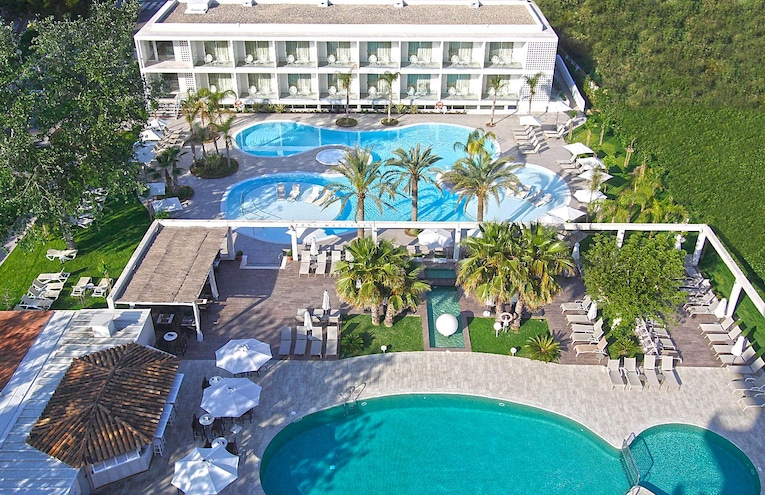 Swimming pools - 13