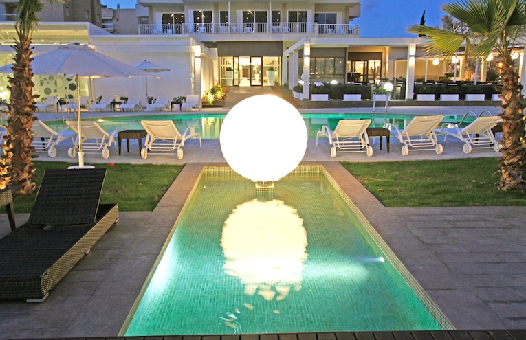 Swimming pools - 14