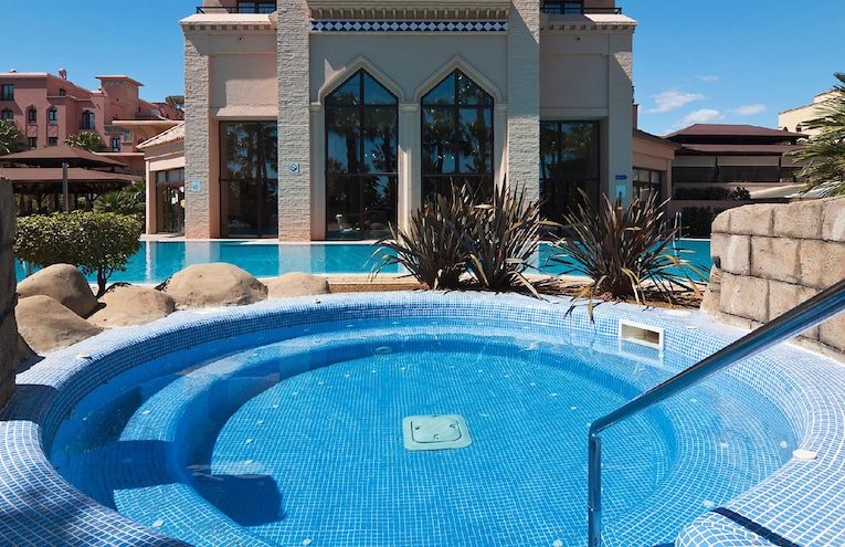Swimming pools - 5