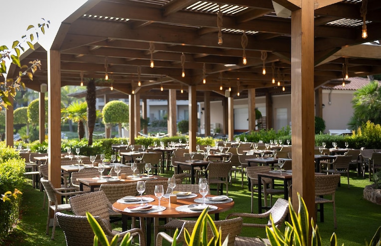 Restaurants - 4