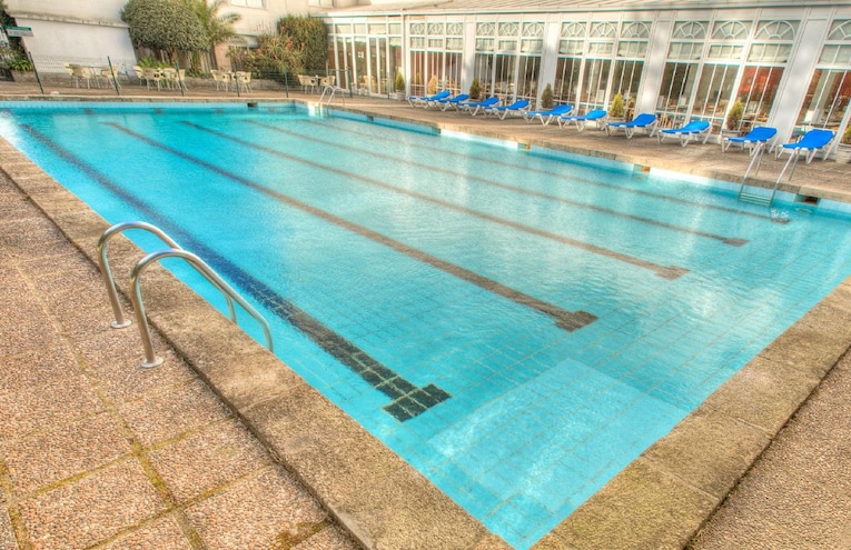 Swimming pools - 2
