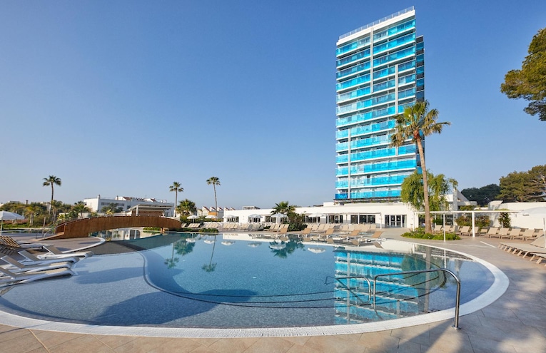 Swimming pools - 1