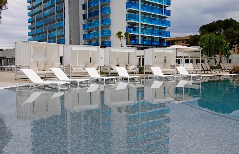 Swimming pools - 7