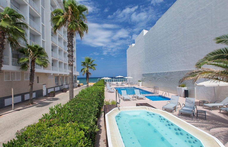 Swimming pools - 3