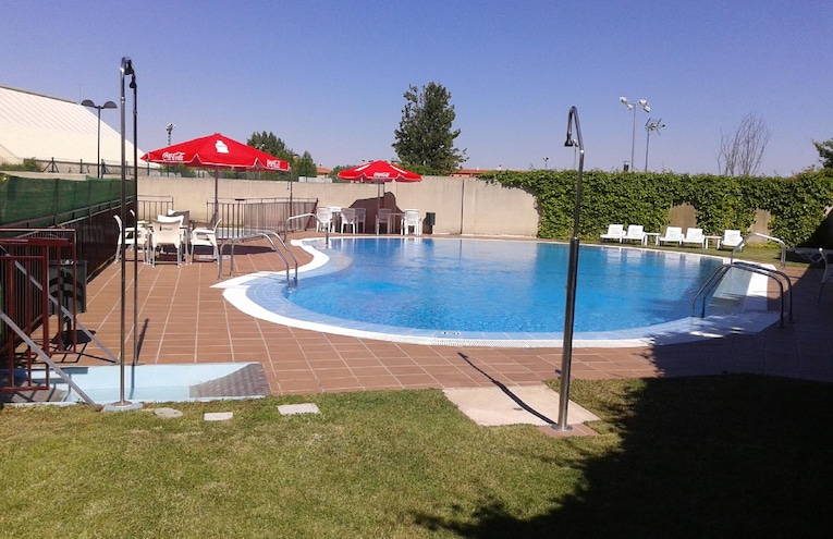 Swimming pools - 1