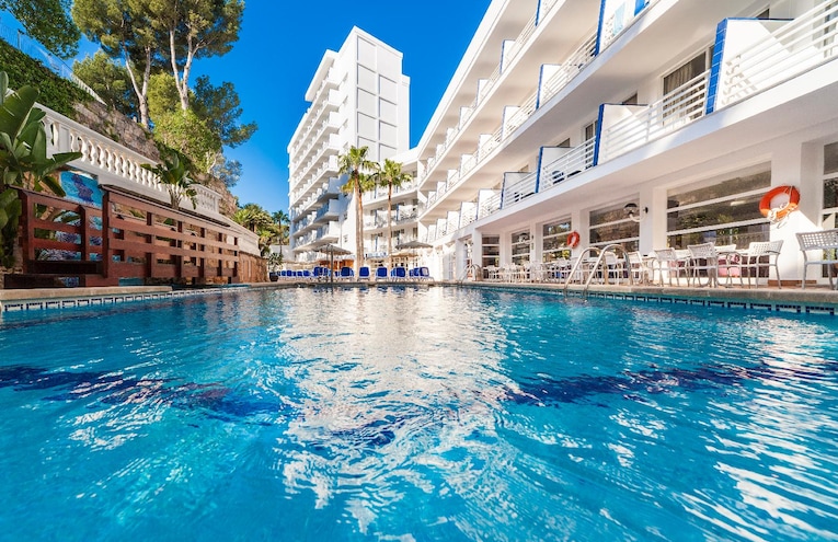 Swimming pools - 2