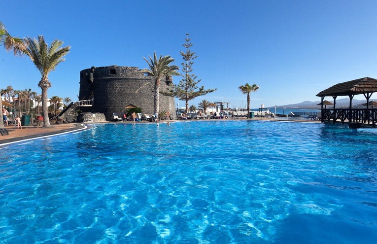 Swimming pools - 4