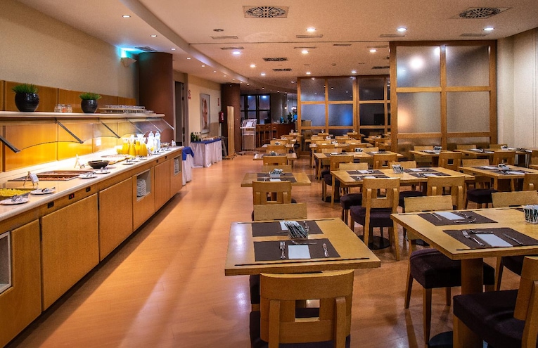 Restaurants - 4