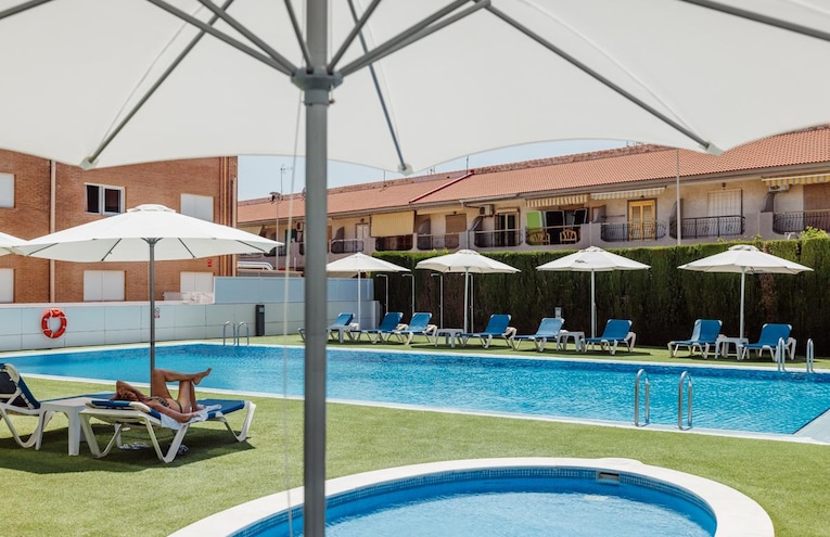 Swimming pools - 3