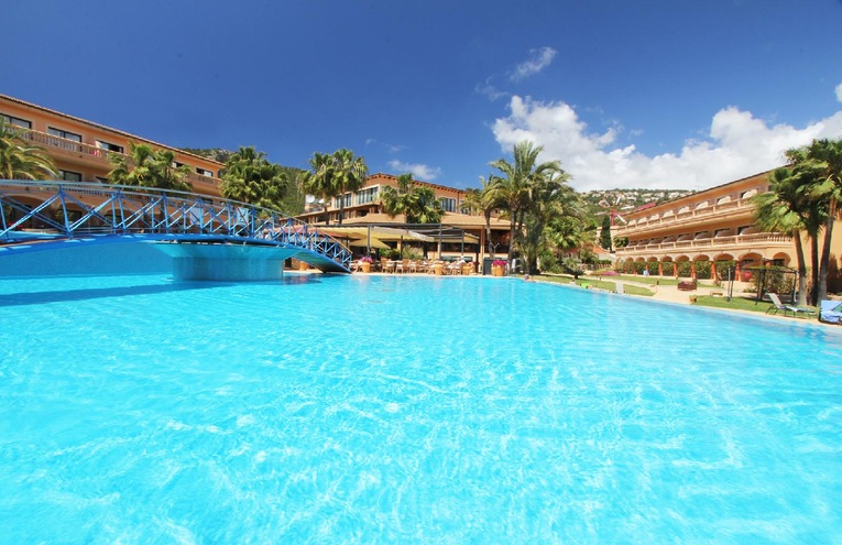 Swimming pools - 3