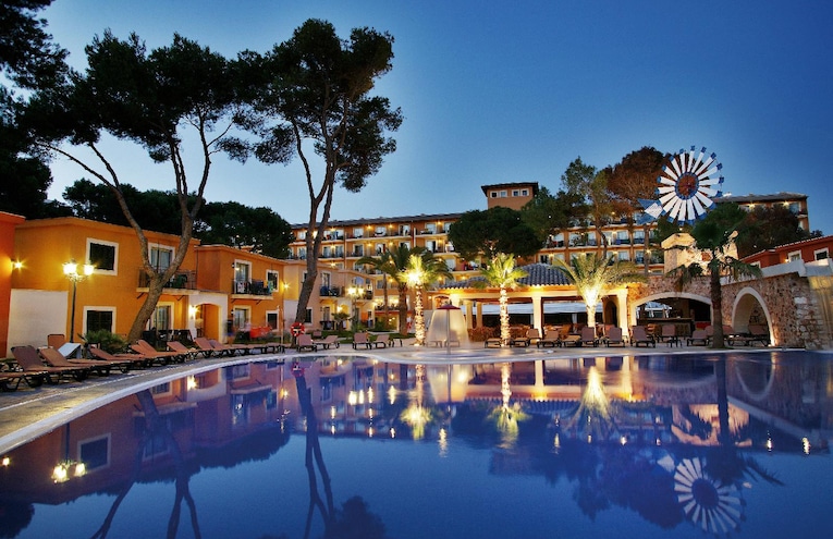 Swimming pools - 1