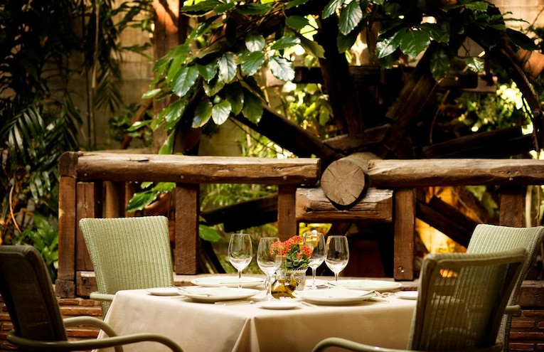 Restaurants - 1